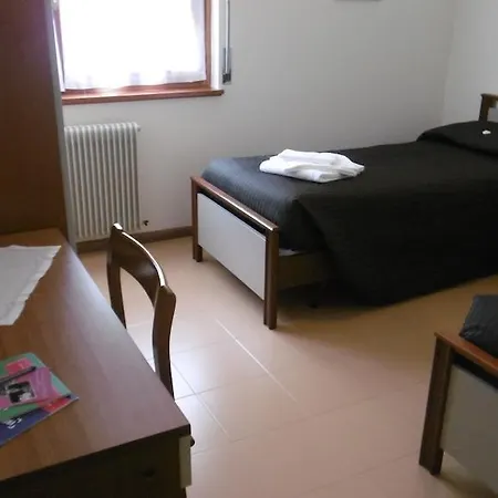 ホテル Casa Per Ferie Paola Di Rosa 2*