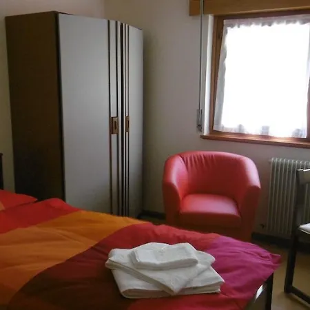 Casa Per Ferie Paola Di Rosa ホテル 2*