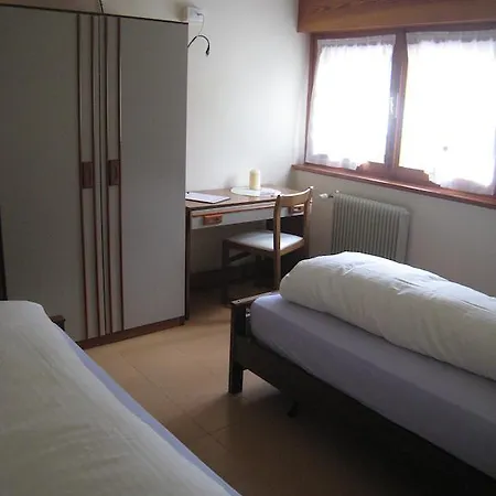 Casa Per Ferie Paola Di Rosa 2*
