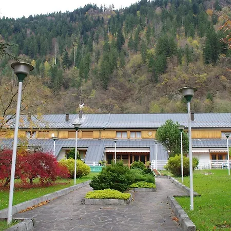 호텔 Casa Per Ferie Paola Di Rosa 2*