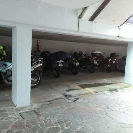 Casa Per Ferie Paola Di Rosa 2* 아르타 테르메